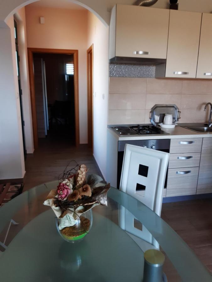 Apartman Barbir Sukosan Bagian luar foto