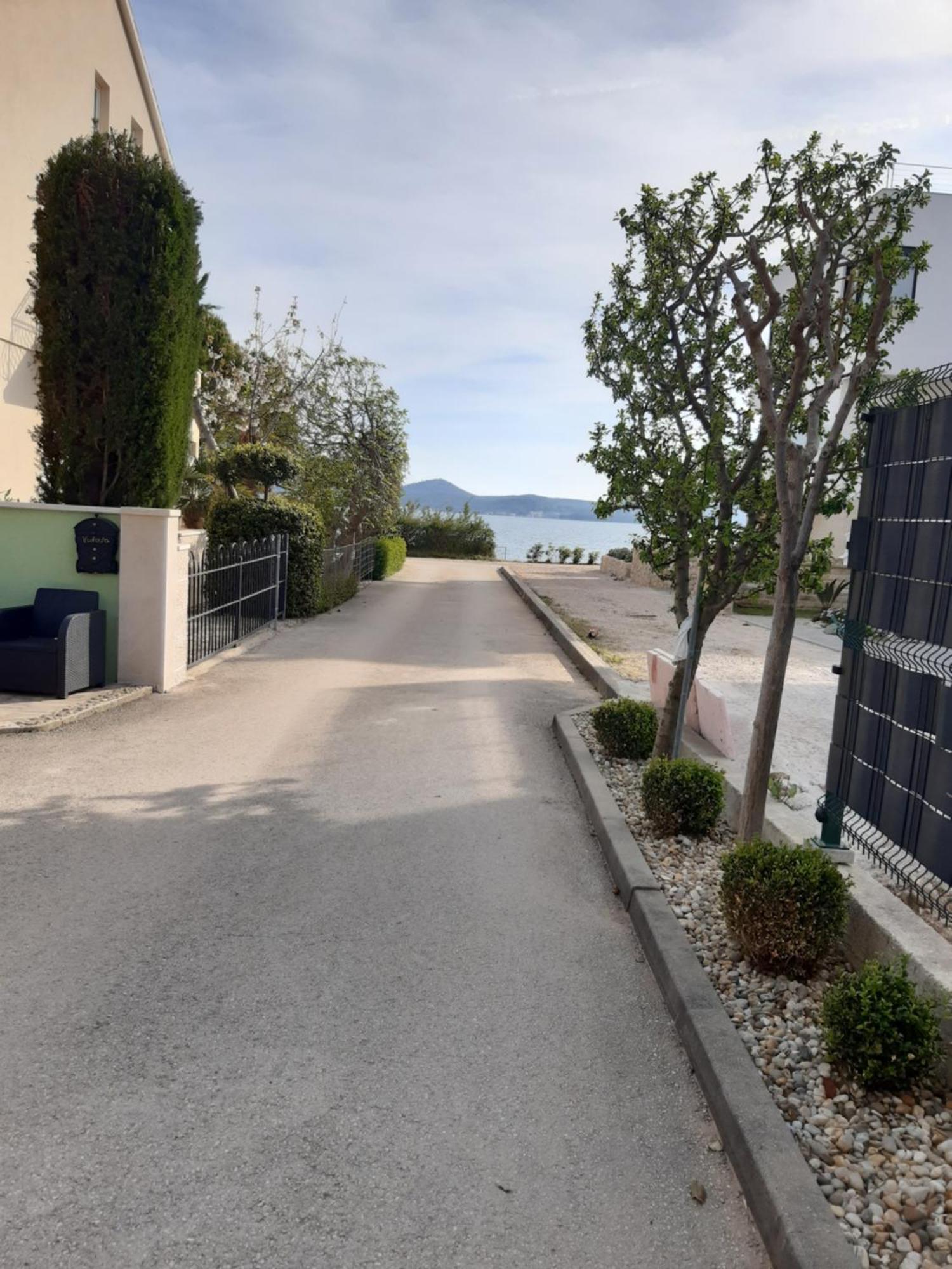 Apartman Barbir Sukosan Bagian luar foto